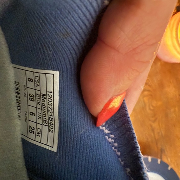 Brooks Blue Athletic Shoes - Picture 4 of 7